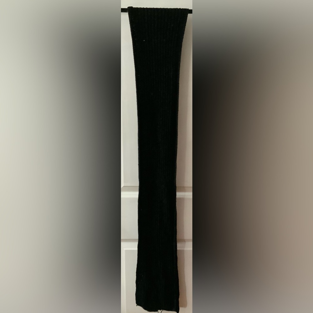 Long chenille black scarf